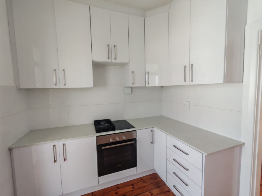 To Let 2 Bedroom Property for Rent in Summerstrand Eastern Cape
